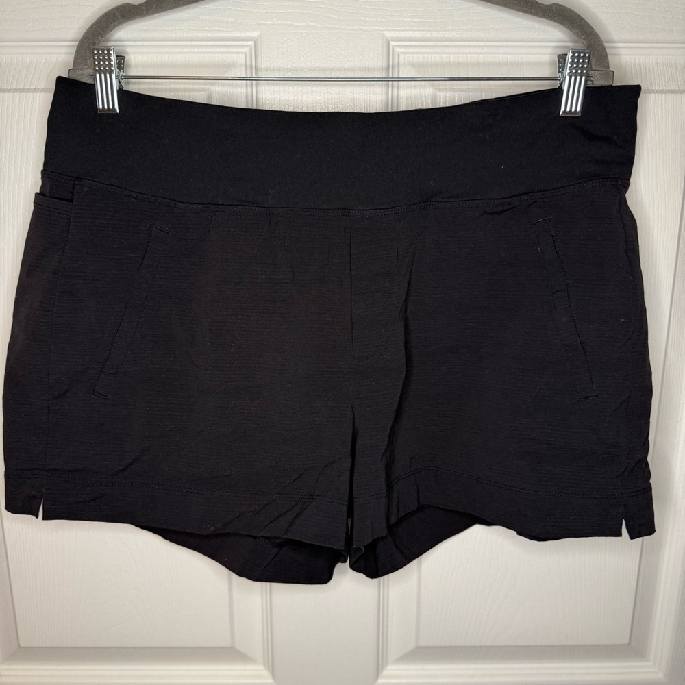Athleta Trekkie North Pullon Short Black Size 16 GUC